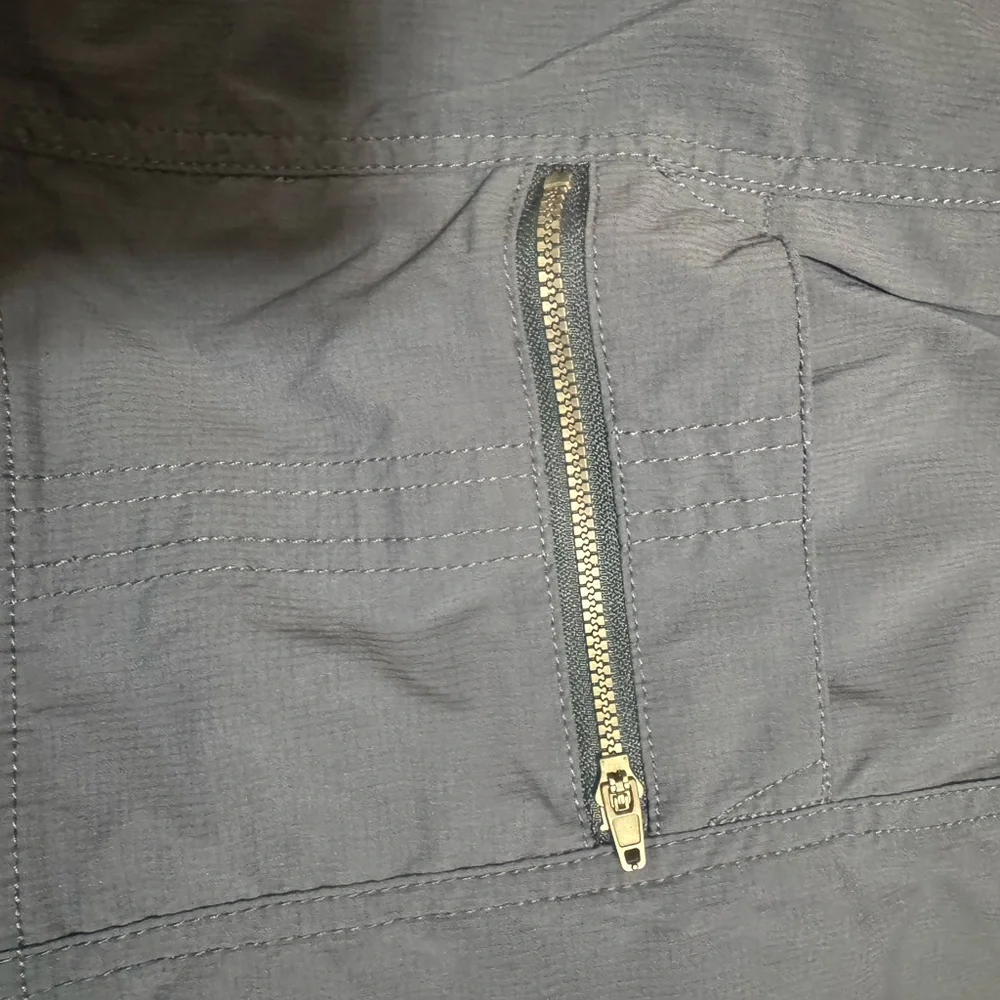 Te Verde Blue Skort with Zipper pockets, size medium - Picture 5 of 6